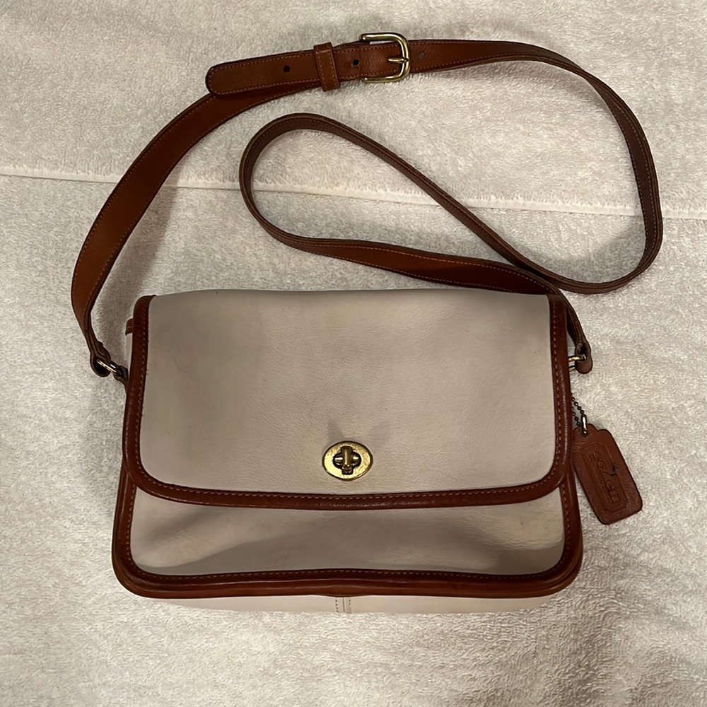 Vintage Coach Leather Cross Body Purse